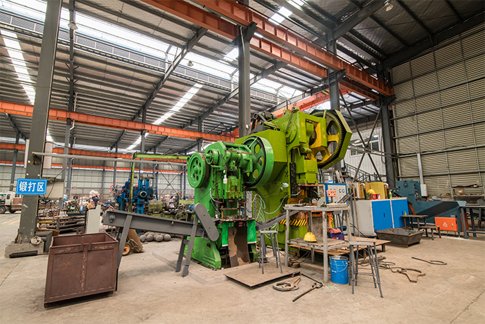 深州网架配件-锥头加工车间